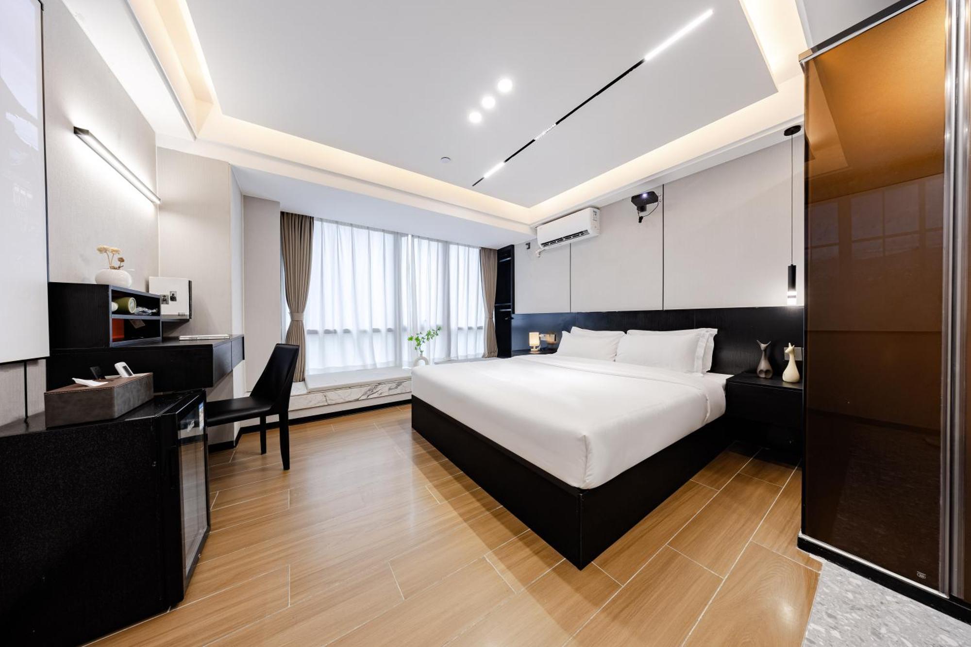 Yu Manju High-Floor Huge-Screen Audiovisual Hotel-Guangzhou Tower Zhujiang New Town Sports West Road Branch Esterno foto